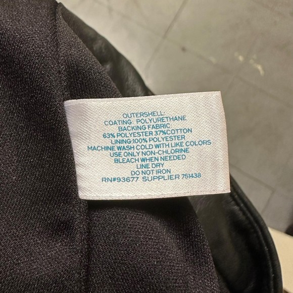 L'amour Black Pleated Faux Leather Skirt, XS, NWT - Picture 5 of 5